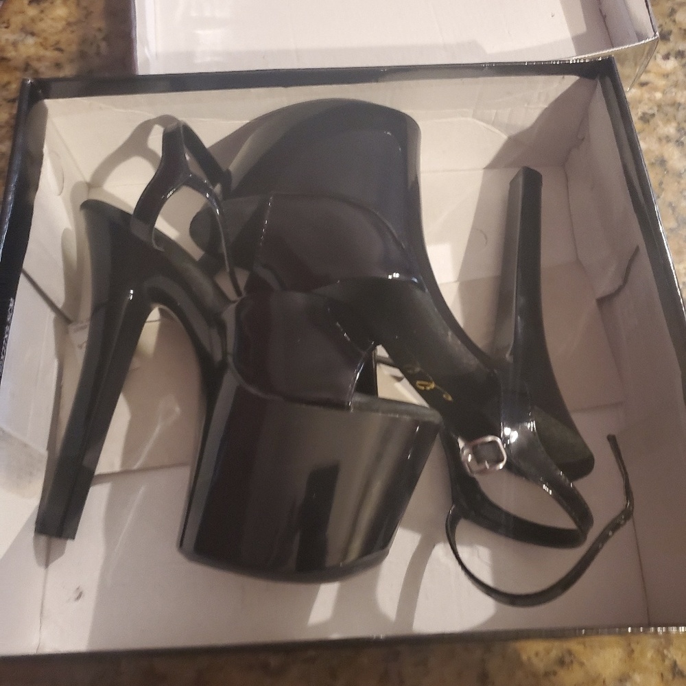 Ellie heels size 8